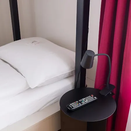 Fred Guest House Hauptbahnhof - Self Check-In-2